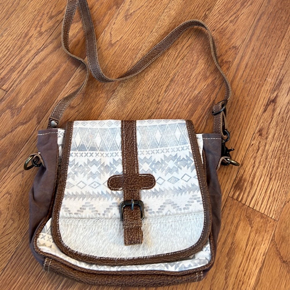 Myra Purse